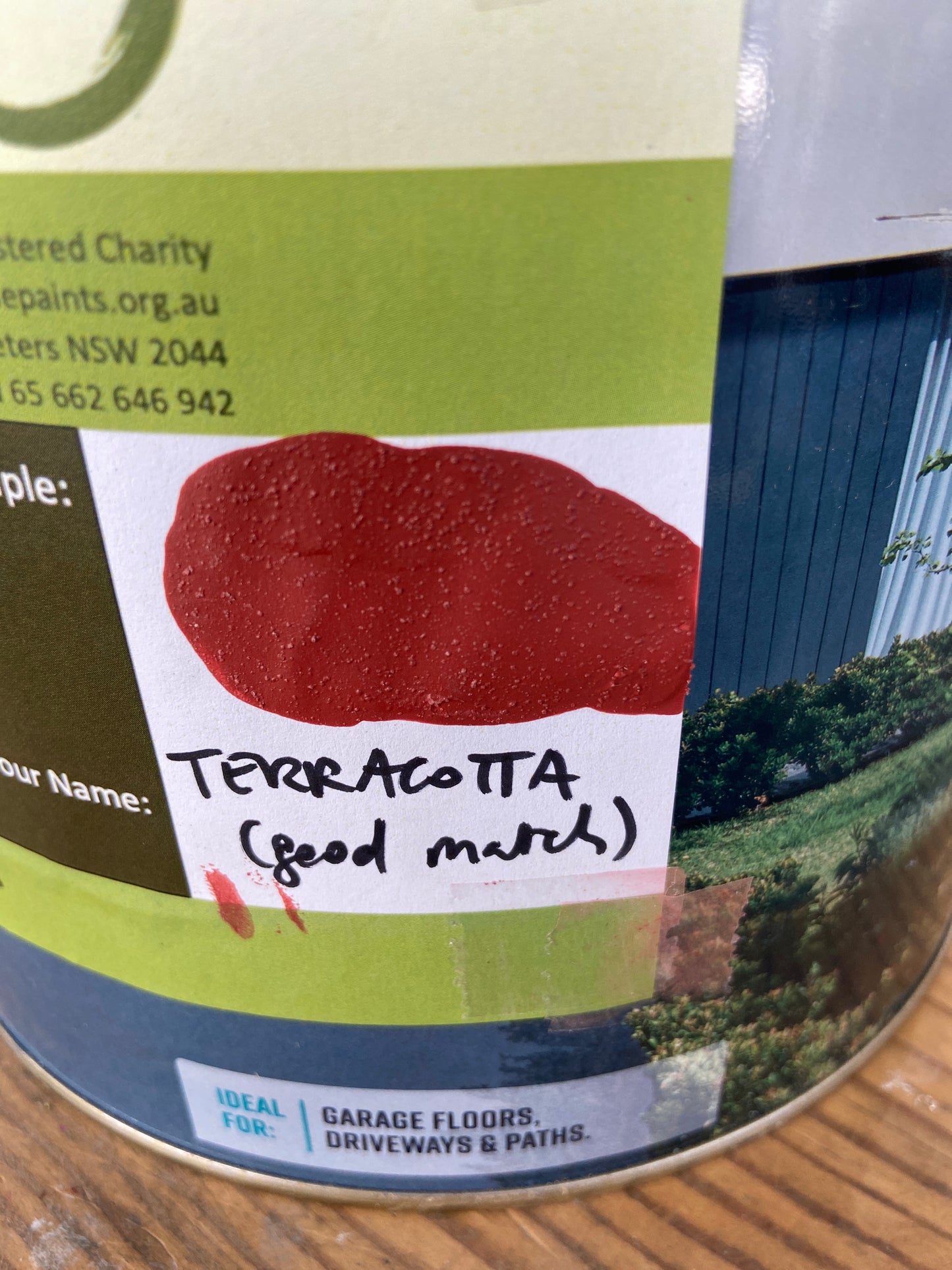 Exterior Matt Finish Non-slip Specialty Driveway Water-Based Concrete & Paving (top coat) 4L - Dulux colour: Terracotta (good match)