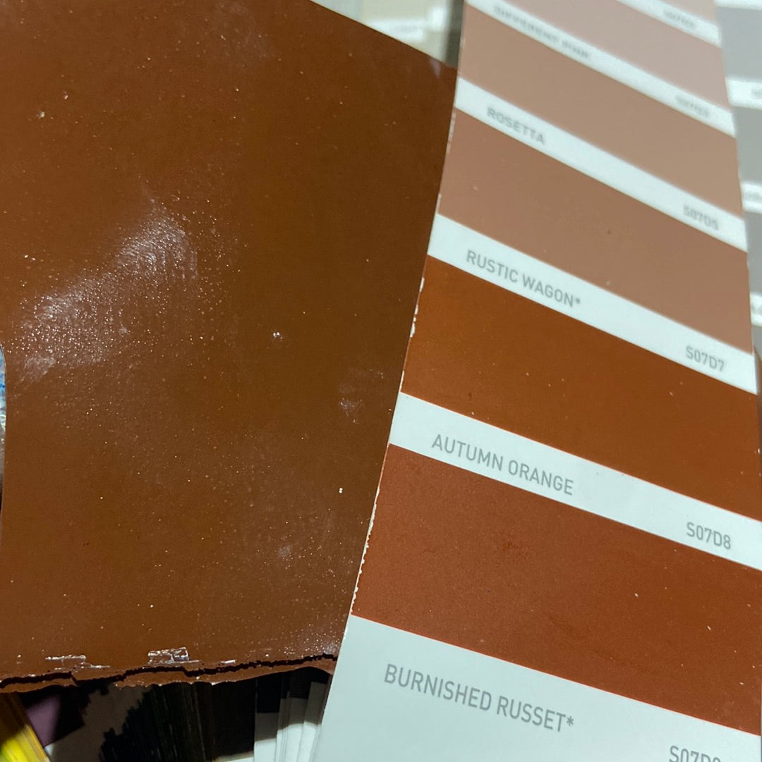 Exterior Full Gloss BROWNS 5L - Dulux colour: Burnished Russet (closest match)