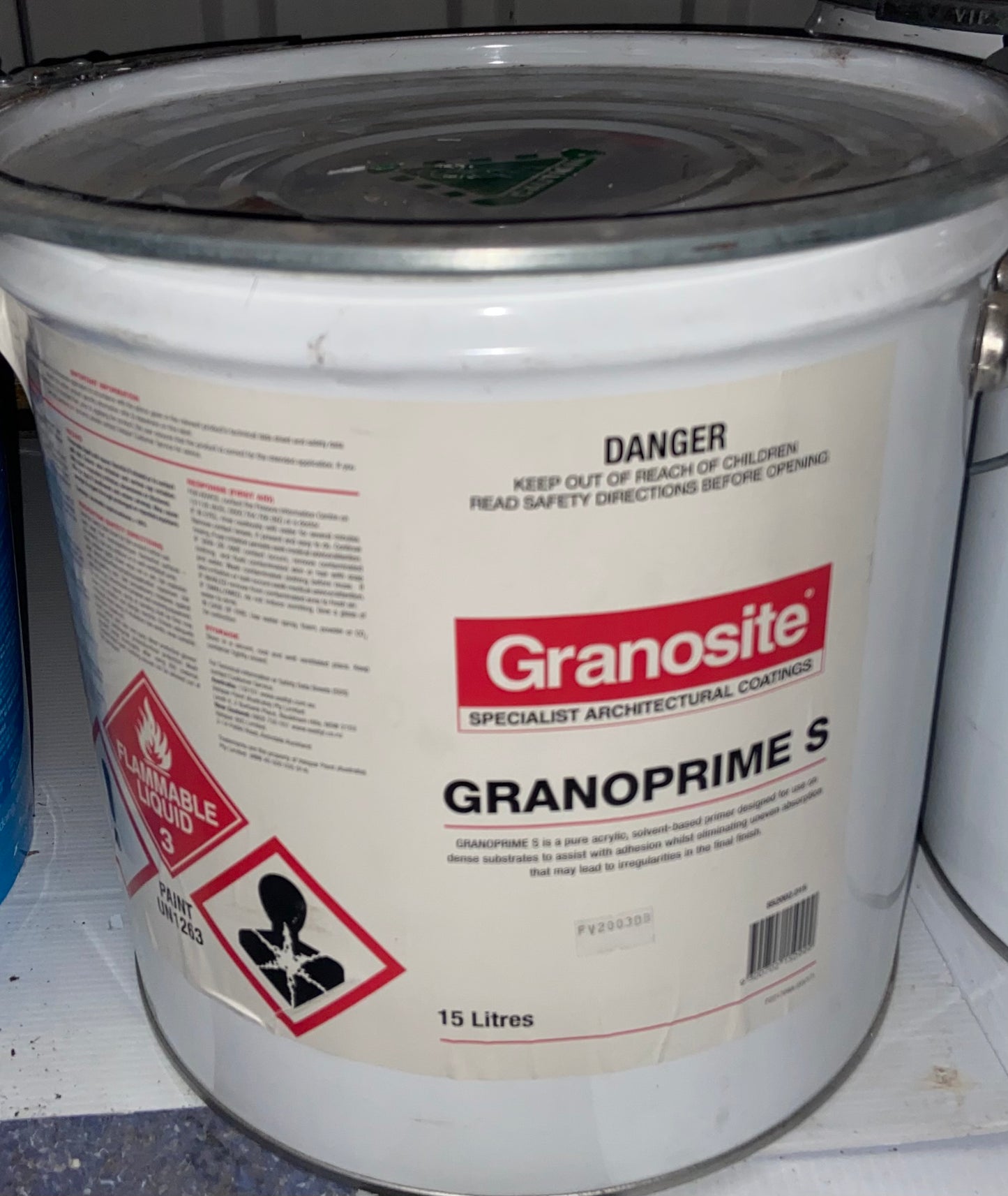 Specialty Interior/Exterior Solvent-Based Primer Granosite Granoprime 15L - Colour: Off-White (do not tint)