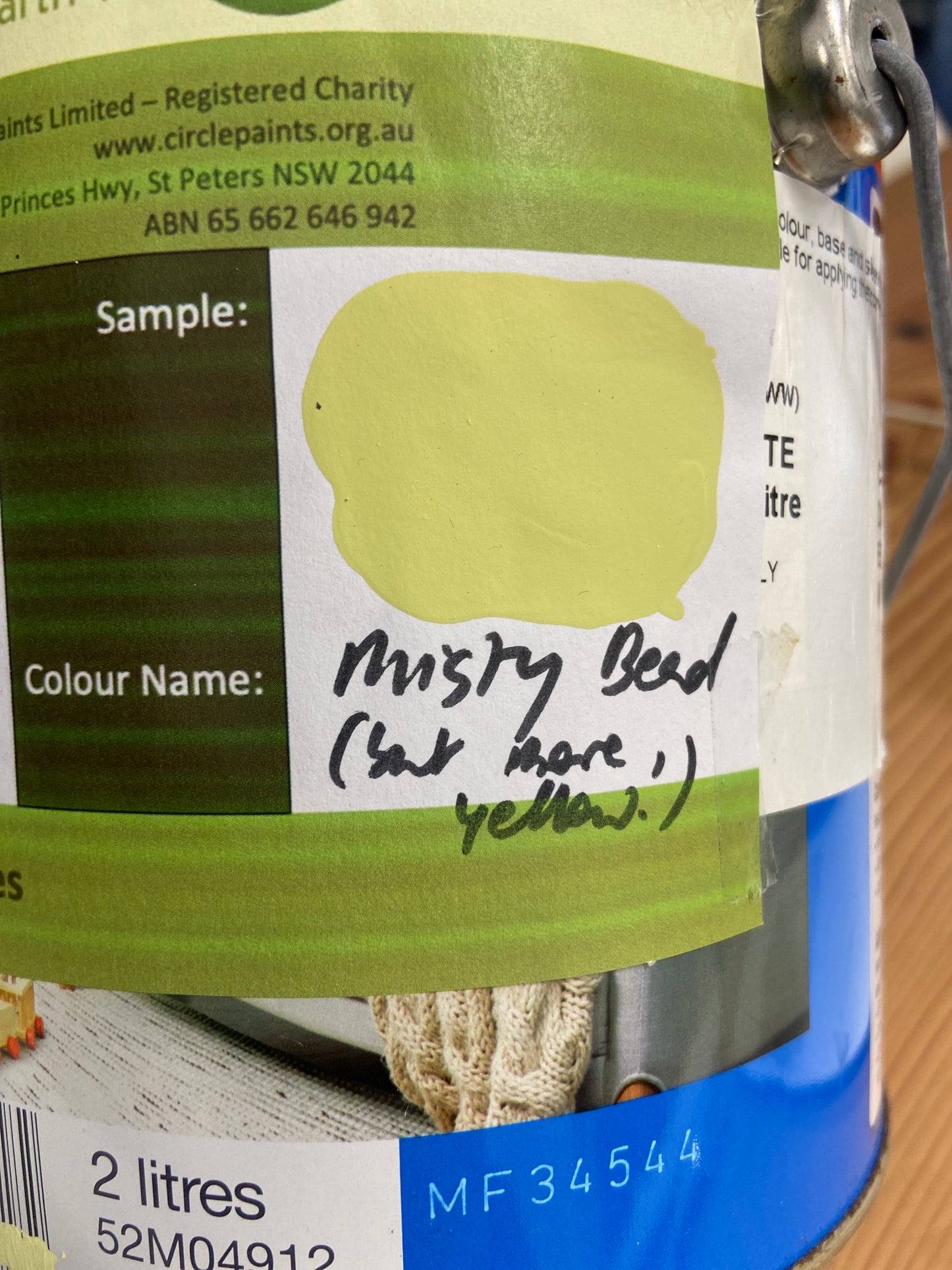 Interior Matte YELLOWS 2L - Dulux colour: Misty Bead (close match)